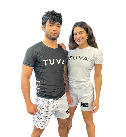 New Era Unisex MMA Shorts 17" (White)