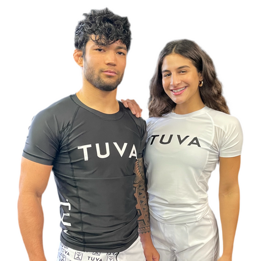 Minimalist Unisex Rashguard (Black)